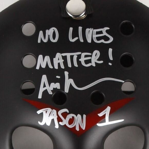 Ari Lehman Signed Jason "Friday the 13th" Mask - Picture 2 of 4